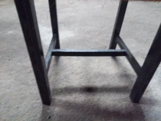 Silla de enea tejida madera negra