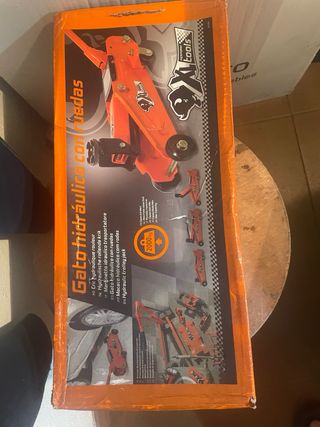 Gato hidráulico con ruedas 2000kg