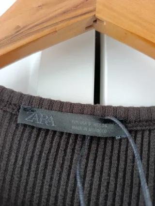 Camiseta/camisa de manga larga - Zara