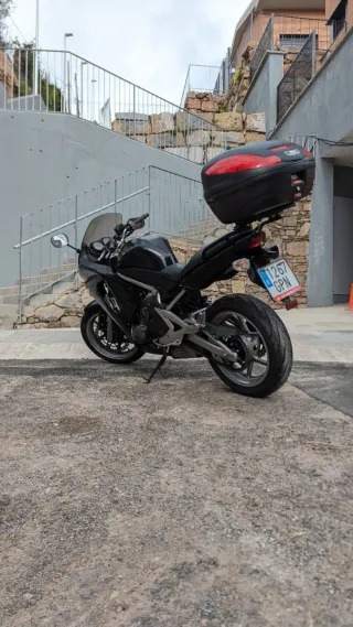 Kawasaki ER-6f Negra