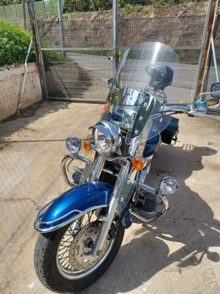 Motor Kawasaki Cruiser azul
