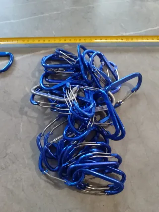 Pack de 37 Mosquetones medianos