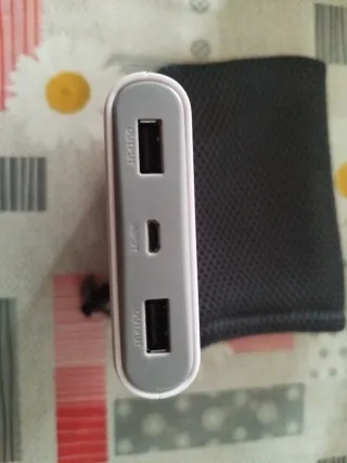 Cargador RavPower 10000mAh / 36Wh