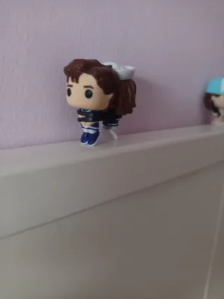 Funkos Stranger Things y Huevos Kinder