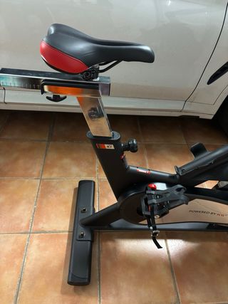 Bicicleta Estática spinning Life Fitness IC1