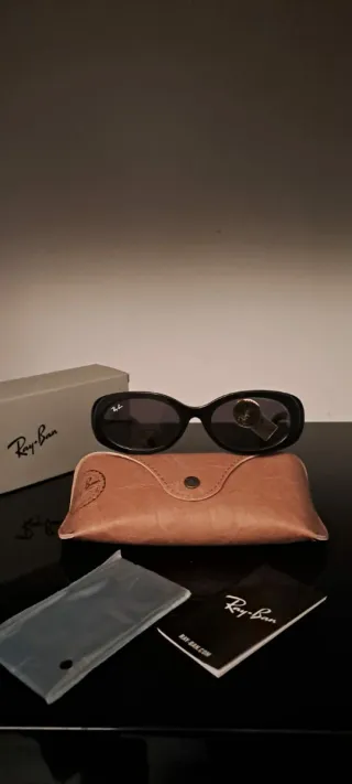 Occhiali da sole Ray-Ban 4441D