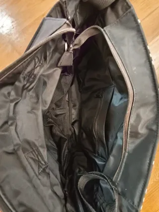 Colchoneta, bolsa y neceser silla bebé