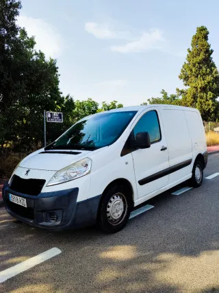 Peugeot Expert 2014
