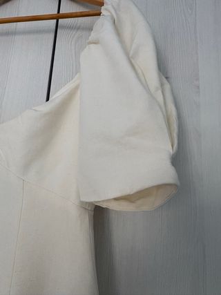 Vestido midi blanco Zara