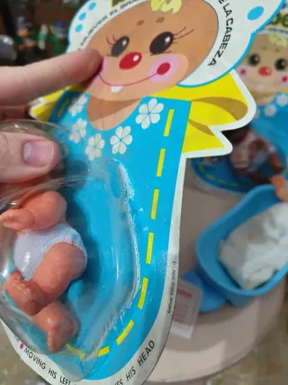 Lote 2 Bebés Baberín + muñecos con bañera 80's