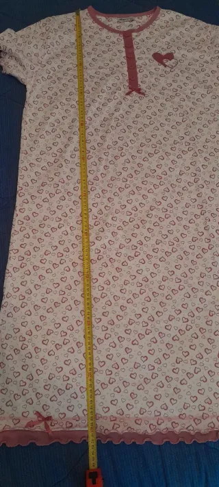 3 Camicie da notte.  Lavate, ma nuove.