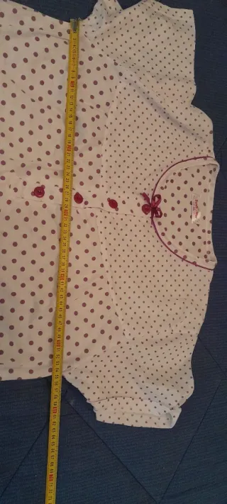 3 Camicie da notte.  Lavate, ma nuove.