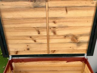 Casa para perros de madera