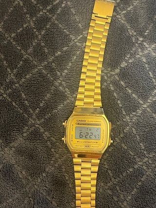 Reloj Casio Dorado Digital