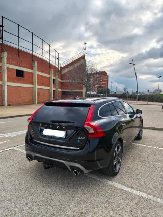 Volvo V60 2015