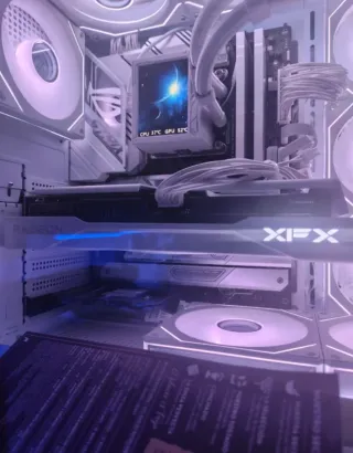 XFX RX 9060 XT 16GB OC GDDR6 FSR4 Triple Fan White