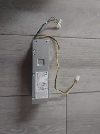 Fuente de poder HP Plata