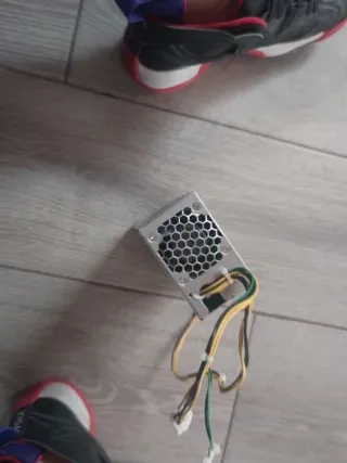 Fuente de poder HP Plata