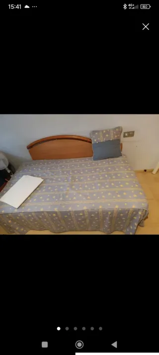 Cama individual de madera