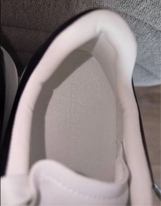 Alexander McQueen Zapatillas Blancas y Negras