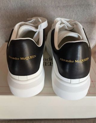 Alexander McQueen Zapatillas Blancas y Negras