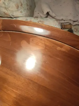 Mueble bar madera tallada y cristal