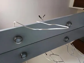 Mobile trucco con specchio e illuminazione