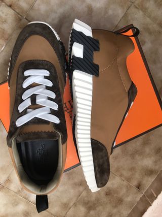 Hermès zapatillas deportivas marrones y negras