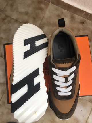 Hermès zapatillas deportivas marrones y negras