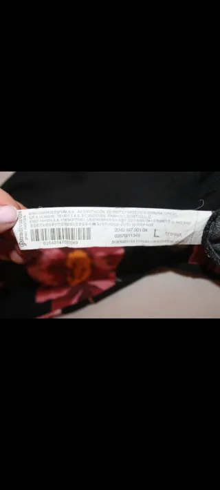 Blusa Stradivarius floral manga larga