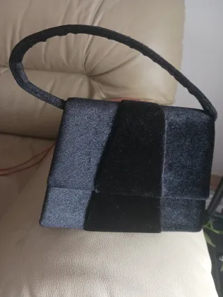 Pochette donna nera e grigia