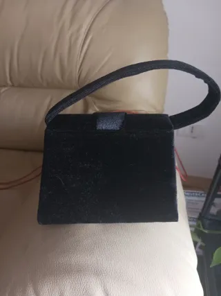 Pochette donna nera e grigia