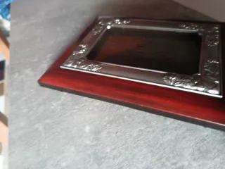 Marco fotos caoba y plateado decorado