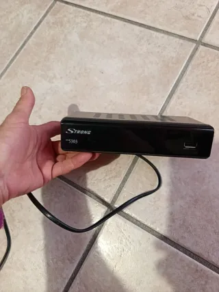 Decoder Digitale Terrestre STRONG SRT 5303