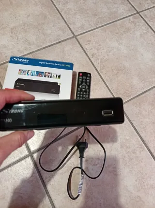 Decoder Digitale Terrestre STRONG SRT 5303
