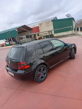 Volkswagen Golf 2000