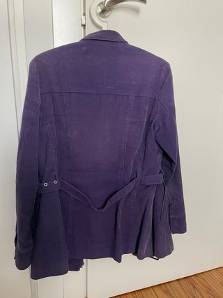 Chaqueta Carolina Herrera morada