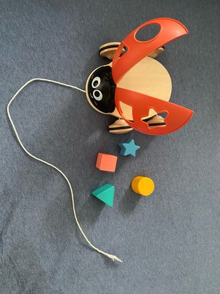 Hape Mariquita de arrastre