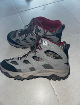 Botas de montaña Merrell Marrones y Rojas Unisex