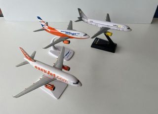 Lote de Aviones de Juguete