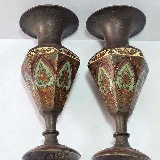 Coppia di vasi bronzo smaltato "cloisonné" indiani