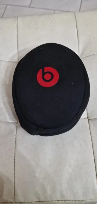 Beats Solo 2 con cavo - rosso