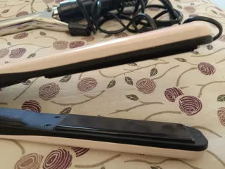 Plancha y Rizador de Pelo Rowenta y Jocca