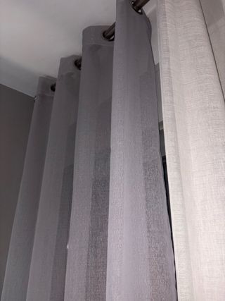 Barra y cortinas para salón