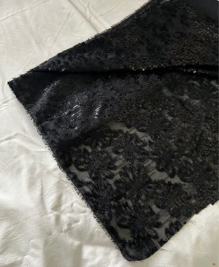 Tessuto Tulle Ricamato 3D Nero Paillettes