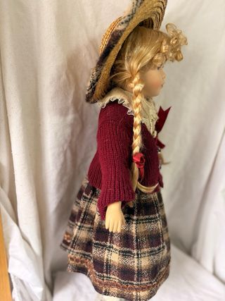 Muñeca porcelana año 1990