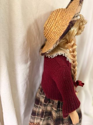 Muñeca porcelana año 1990