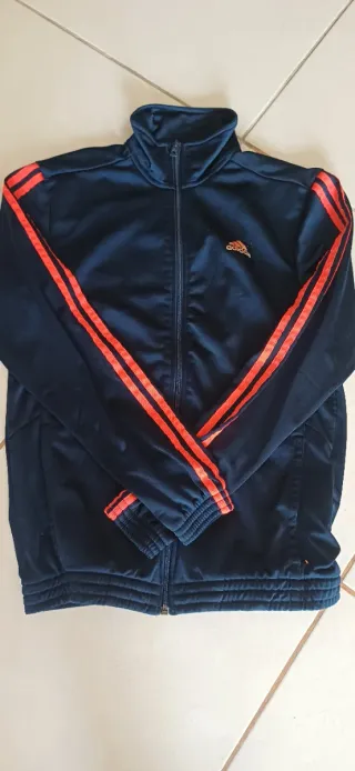 Felpa Adidas blu con strisce