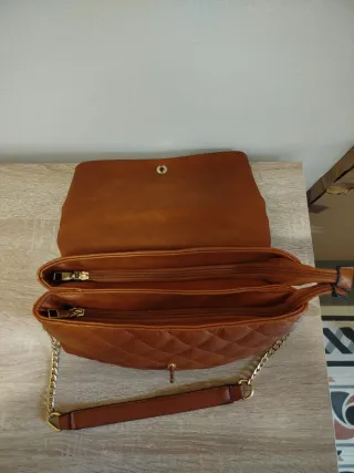 Borsa trapuntata colore cammello