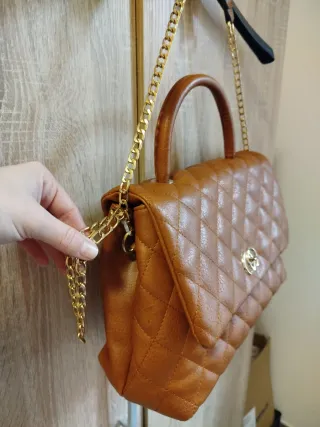 Borsa trapuntata colore cammello